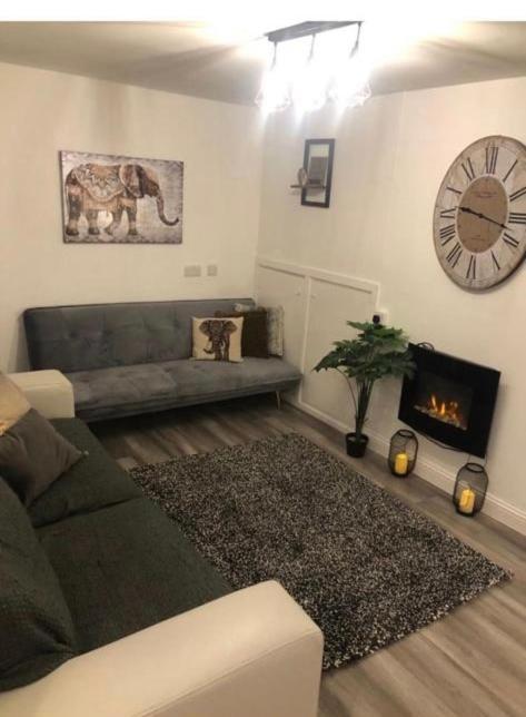 Lovely Ground Floor Apartment With Easy Parking. Belfast Buitenkant foto